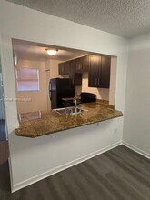 20800 NE 8th Ct, Unit 10617 in Miami, FL - Foto de edificio - Building Photo