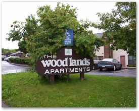 Woodlands Apartments in Washington, PA - Building Photo - Building Photo