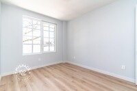 251 Front St, Unit 2F in Brooklyn, NY - Building Photo - Building Photo