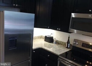 1574 33rd St NW in Washington, DC - Building Photo - Building Photo