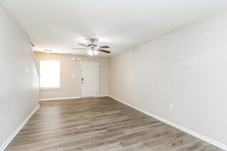 4234 Grant Martin Dr in Charlotte, NC - Building Photo - Building Photo