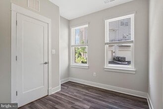 1003 Sycamore Dr SE in Washington, DC - Building Photo - Building Photo