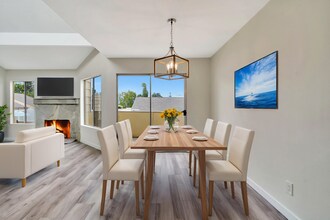 18408 Hatteras St in Los Angeles, CA - Building Photo - Building Photo