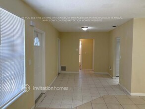 2630 NW 83rd Ave in Sunrise, FL - Foto de edificio - Building Photo