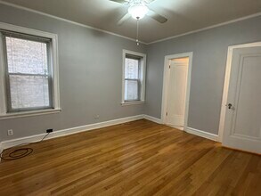 4907 N Washtenaw Ave, Unit 1 in Chicago, IL - Building Photo - Building Photo