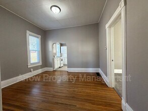 2267 Dudley St in Lincoln, NE - Building Photo - Building Photo