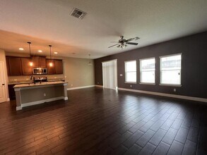 14036 Lonecreek Ave in Orlando, FL - Building Photo - Building Photo