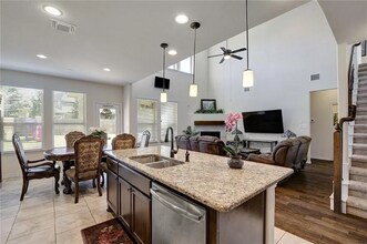694 Oyster Creek in Buda, TX - Building Photo - Building Photo