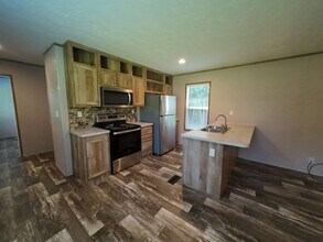 463 Comanche Rd in Texarkana, TX - Building Photo - Building Photo