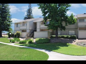 Quail Ridge in Roseville, CA - Foto de edificio - Building Photo