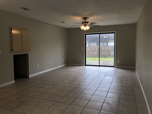 530 S Orange Edwards Blvd in Kingsland, GA - Building Photo - Building Photo