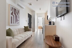 940 1st Ave in New York, NY - Building Photo