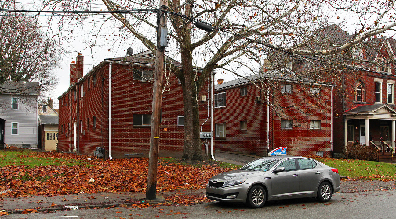 1006 South Ave in Pittsburgh, PA - Building Photo