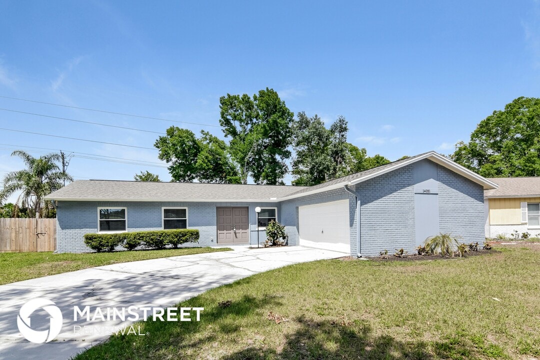 14051 Briardale Ln in Tampa, FL - Building Photo