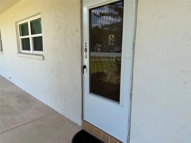 245 Center Rd, Unit 103 in Venice, FL - Building Photo - Building Photo