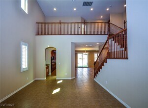 685 Catalina Aisle St in Las Vegas, NV - Building Photo - Building Photo