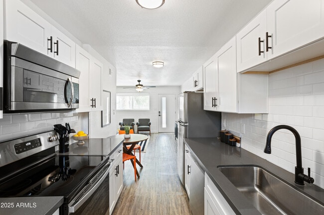 4604 N 74th St in Scottsdale, AZ - Building Photo - Building Photo