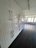 188 Agnes St in New Westminster, BC - Building Photo