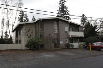 Shields Apartments in Seattle, WA - Building Photo - Building Photo