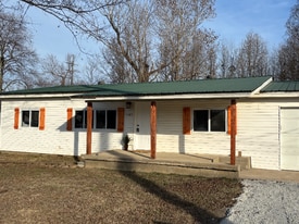 1105-1107 Reynolds Rd in Paragould, AR - Building Photo