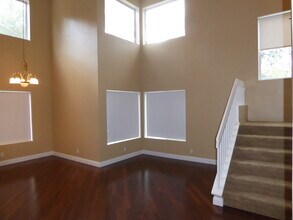 20039 Tanager Ct in Santa Clarita, CA - Building Photo - Building Photo