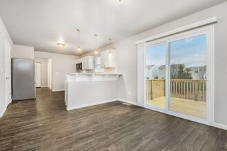 2746 Sage Wing Dr in Kentwood, MI - Building Photo - Building Photo