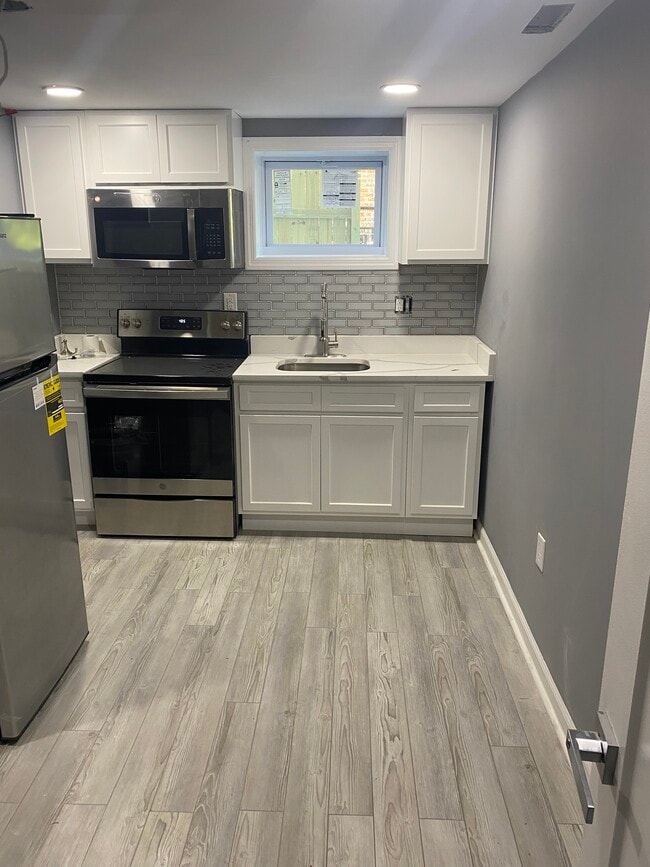 416 Division Ave NE, Unit B in Washington, DC - Building Photo - Building Photo