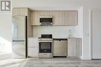 223-1223 Redpath Ave in Toronto, ON - Building Photo - Building Photo