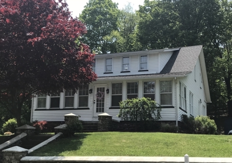 43 Kiel Ave in Kinnelon, NJ - Building Photo