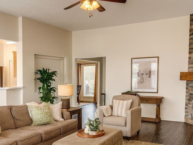 2104 Westminister Rd in Pearland, TX - Building Photo - Building Photo