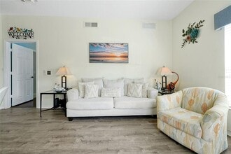 2618 Lodi Cir in Kissimmee, FL - Foto de edificio - Building Photo