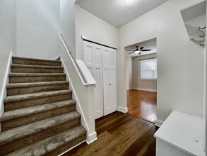 327 Freyling Pl SE in Grand Rapids, MI - Foto de edificio - Building Photo