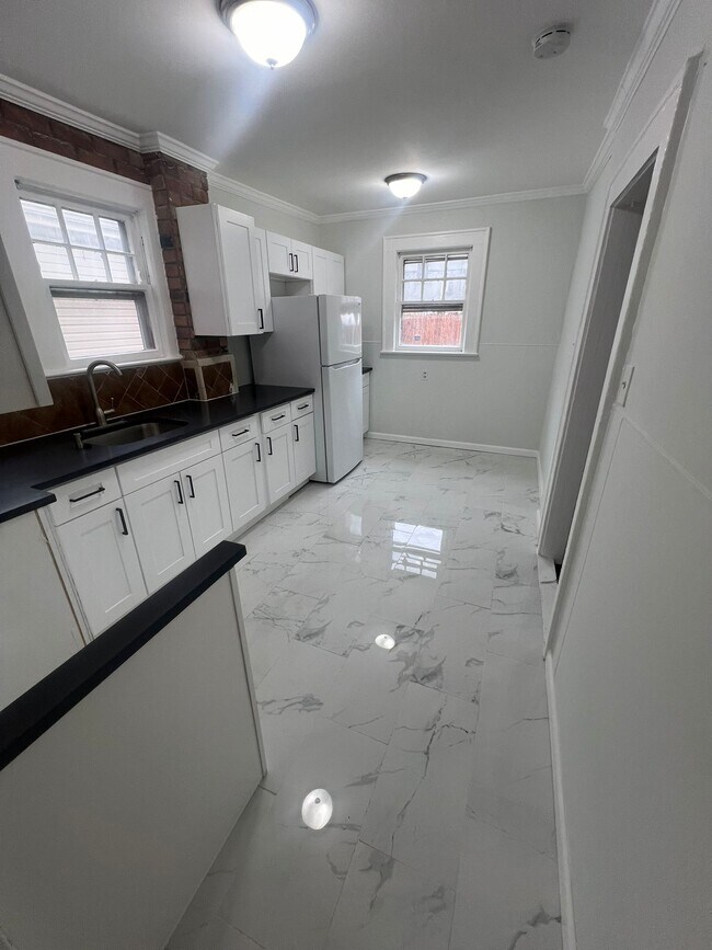 143 Bailey Ave in Hillside, NJ - Building Photo - Building Photo
