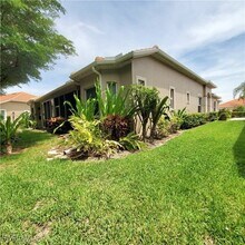 7892 Sanctuary Cir, Unit 1 in Naples, FL - Building Photo - Building Photo