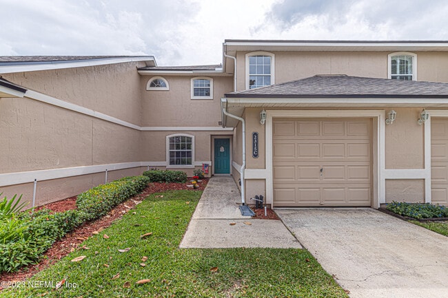 property at 2315 Wood Hollow Ln