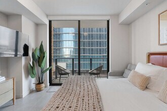 11 NE 6th St, Unit SI ID1373696P in Miami, FL - Building Photo - Building Photo