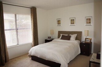 800 Elkhorn Path in Irving, TX - Building Photo - Building Photo