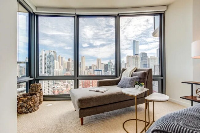 350 N Orleans St-Unit -1003 in Chicago, IL - Building Photo - Building Photo