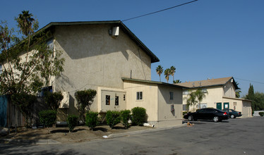 Arya Apartments in Corona, CA - Building Photo - Building Photo