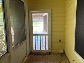 31205 Hegar Rd in Hockley, TX - Building Photo