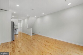 2153 N Franklin St in Philadelphia, PA - Building Photo - Building Photo