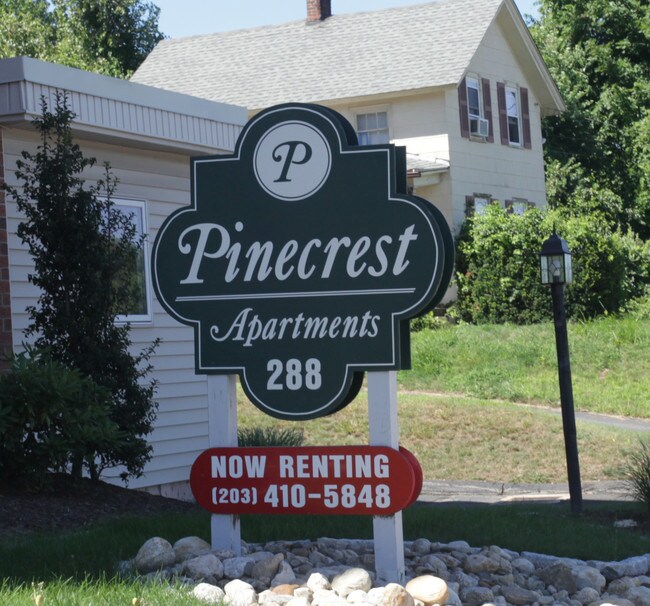 Pinecrest in Bristol, CT - Foto de edificio - Building Photo