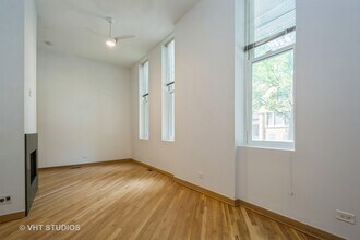 2058 N Seminary Ave in Chicago, IL - Foto de edificio - Building Photo
