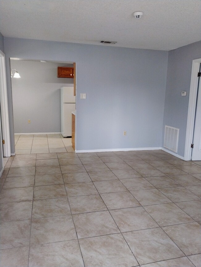 1120 W Shilo Dr, Unit A