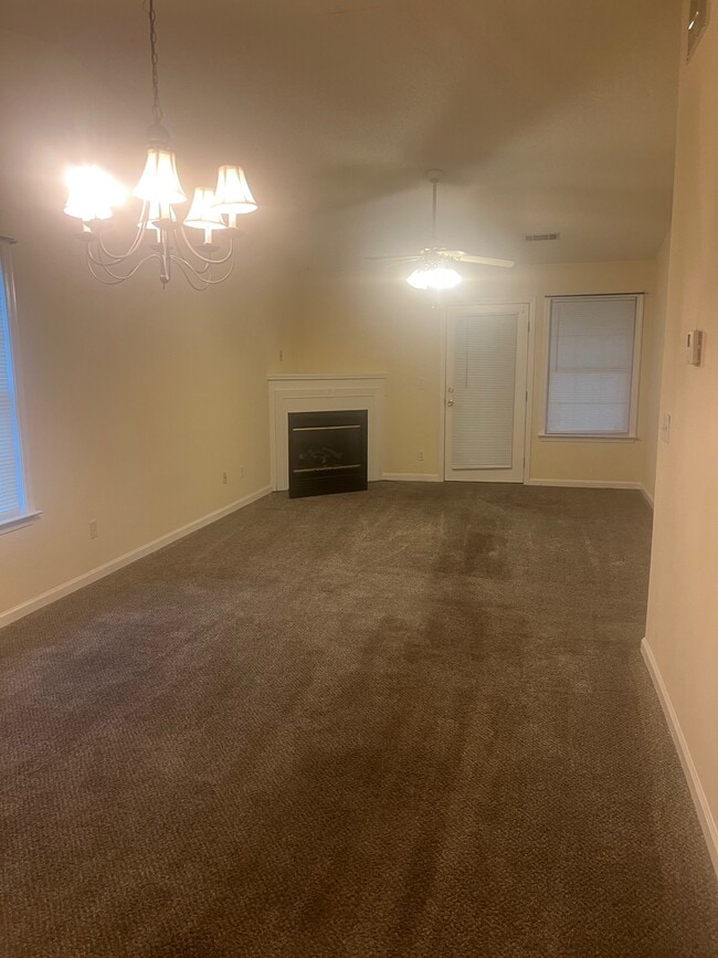 1785 Summerwoods Ln in Griffin, GA - Building Photo - Building Photo
