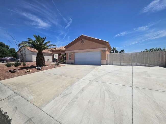property at 2882 Moonlight Dr