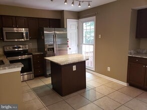 12852 Silvia Loop in Woodbridge, VA - Building Photo - Building Photo