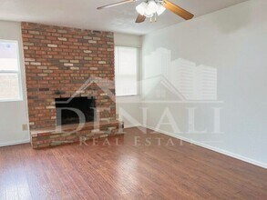 647 S Bermuda Cir in Mesa, AZ - Building Photo - Building Photo