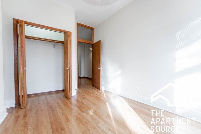 1208 W Wrightwood Ave, Unit g