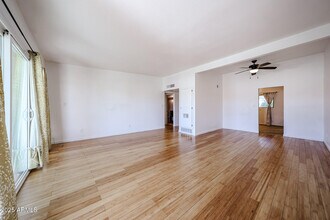 1030 E Bethany Home Rd in Phoenix, AZ - Building Photo - Building Photo